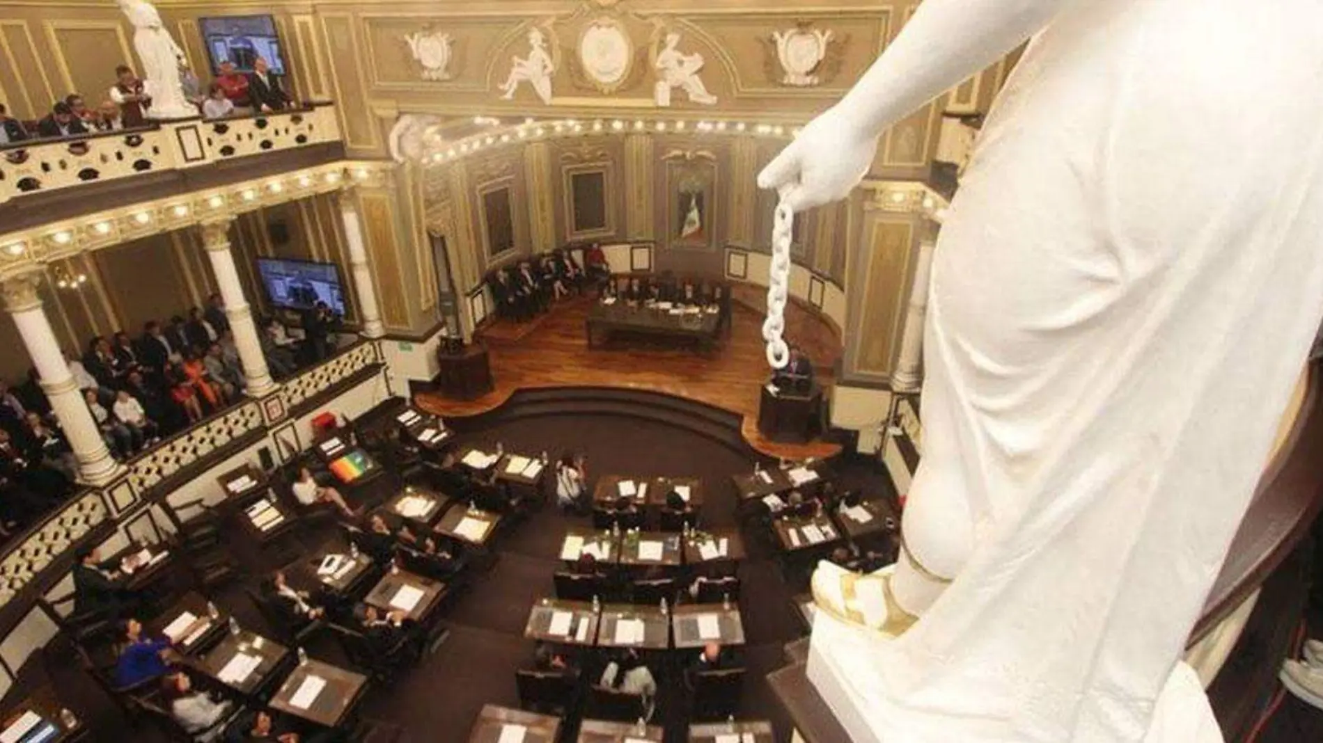 el pleno del Congreso de Puebla aprobó 327 informes individuales del ejercicio fiscal 2022